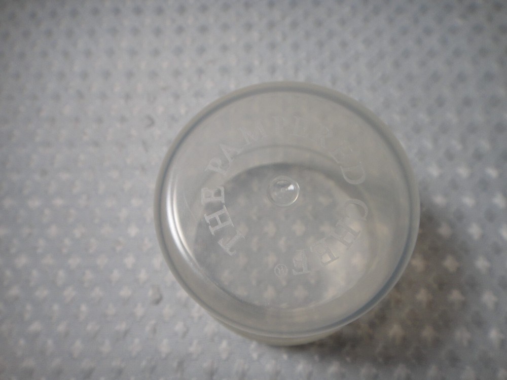 Pampered Chef Easy Accent Decorator Cap Replacement Part #1778