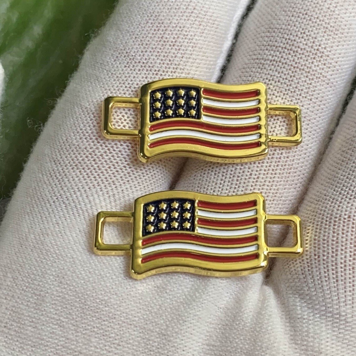 RED WING SHOES 18K GOLD AMERICAN FLAG BOOT LACE SHOE KEEPER CHARMS USA