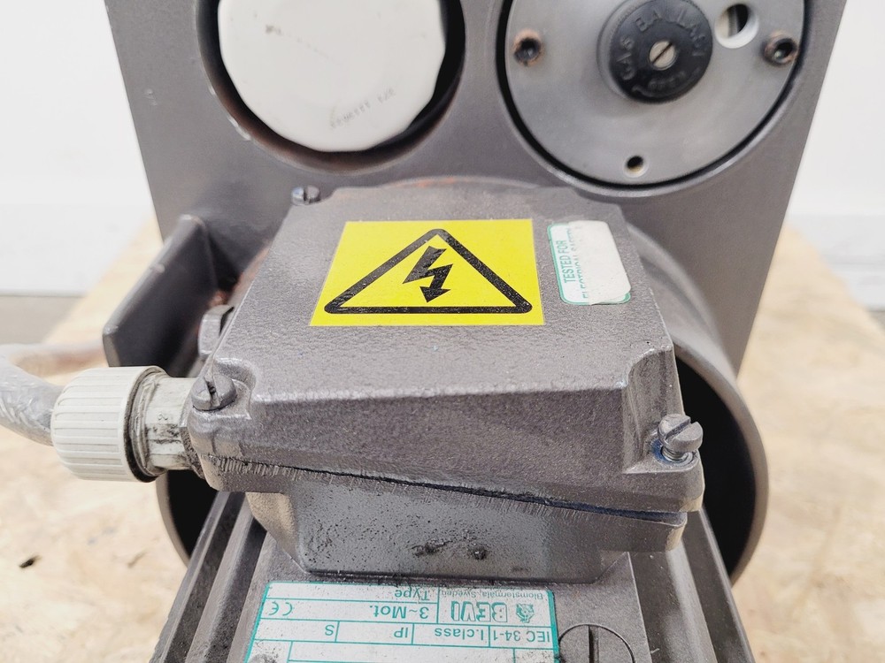 Edwards E2M40 Rotary Vane Vacuum Pump