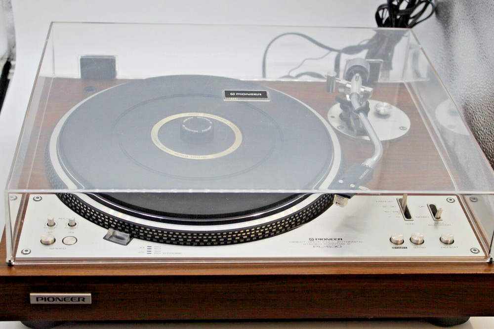 Pioneer PL-530 D.D Turntable Fully Automatic
