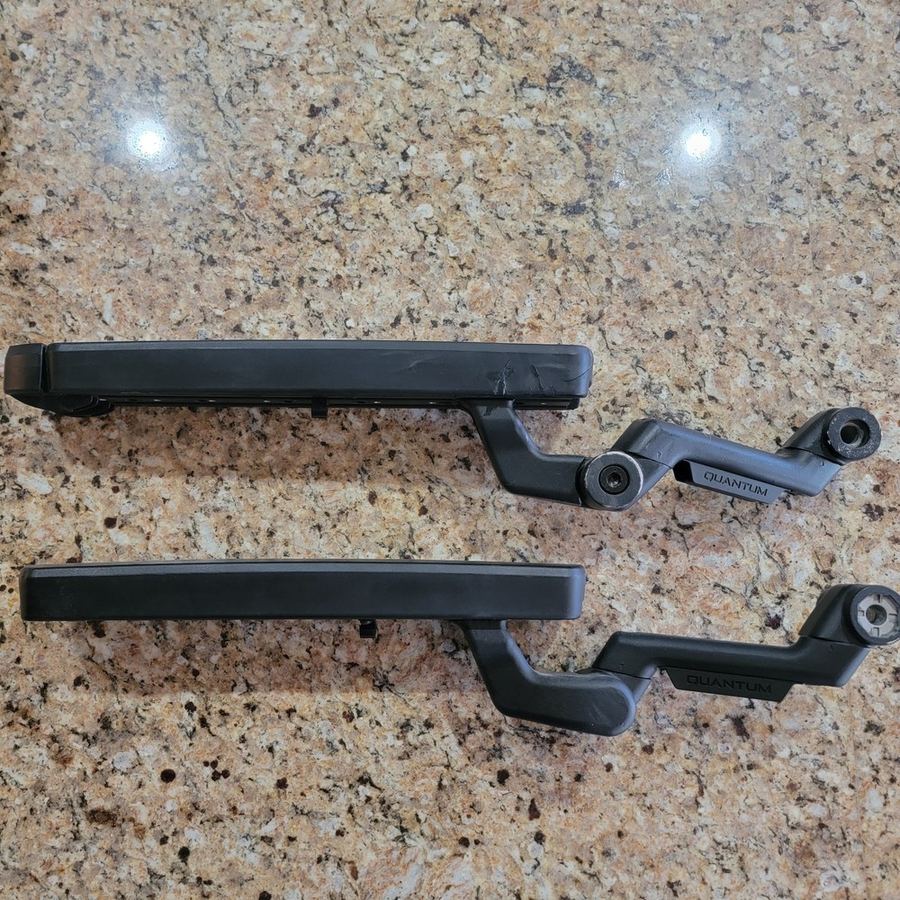 QUANTUM Edge 3 Stretto Front Armrests Arm Pad