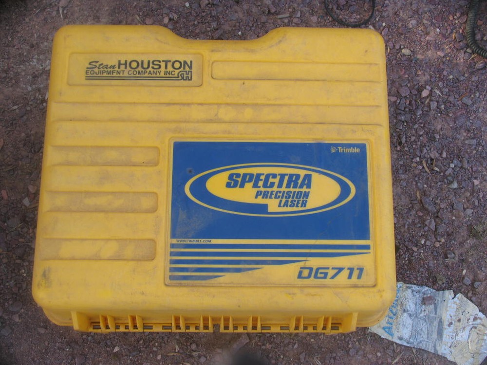 Spectra Precision DG711 Pipe Grade Level Laser W/ Case