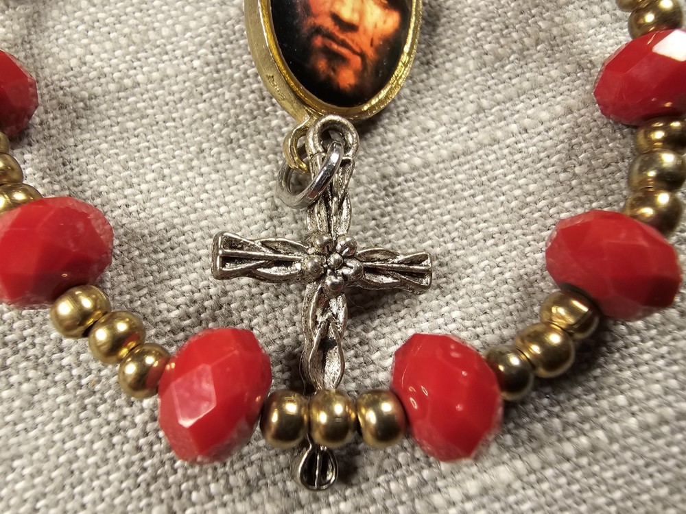 Beautiful Rosary Chaplet Face Of Christ Red Beads Christian Religious Gift C89