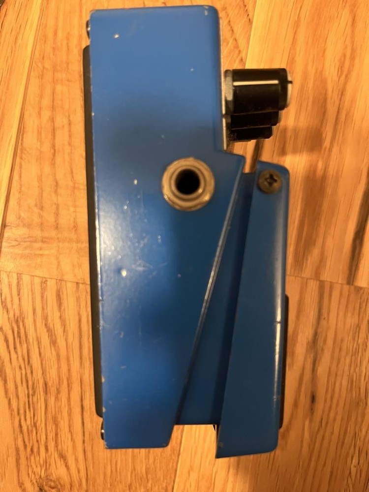 BOSS Compression Sustainer CS-3 Used