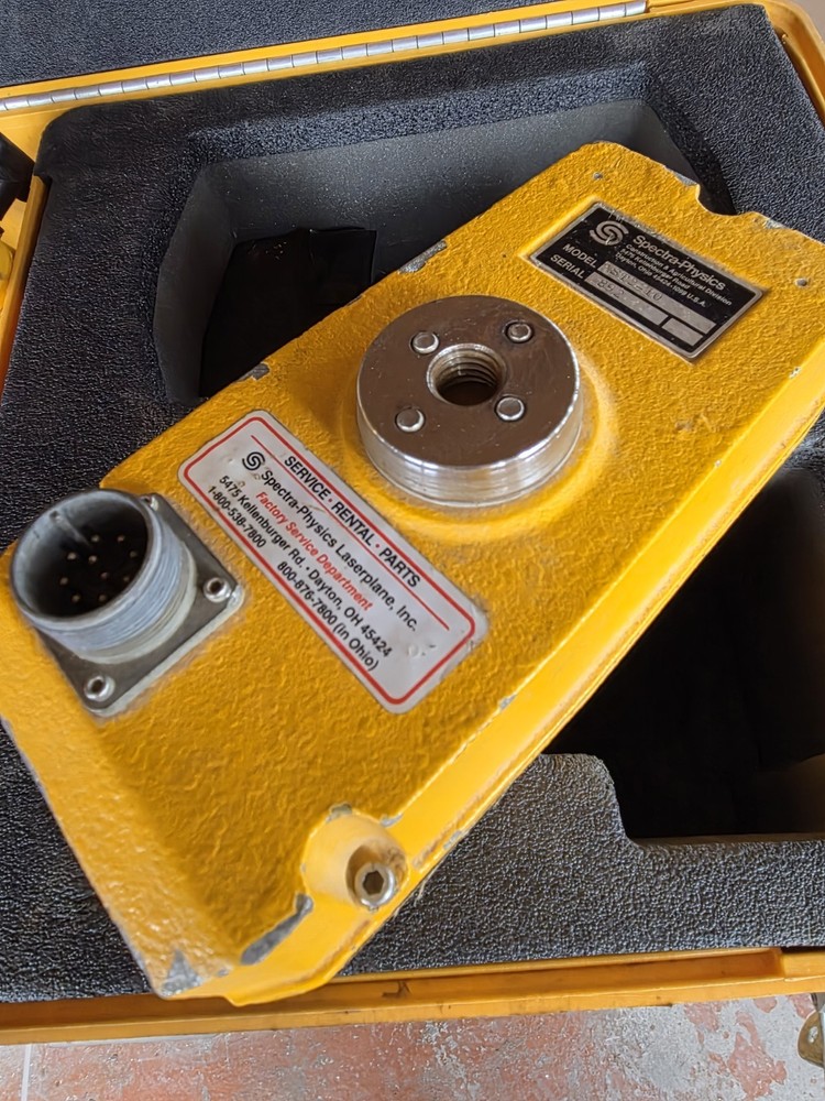 Spectra-Physics ST2-10 Laser Level Tracer