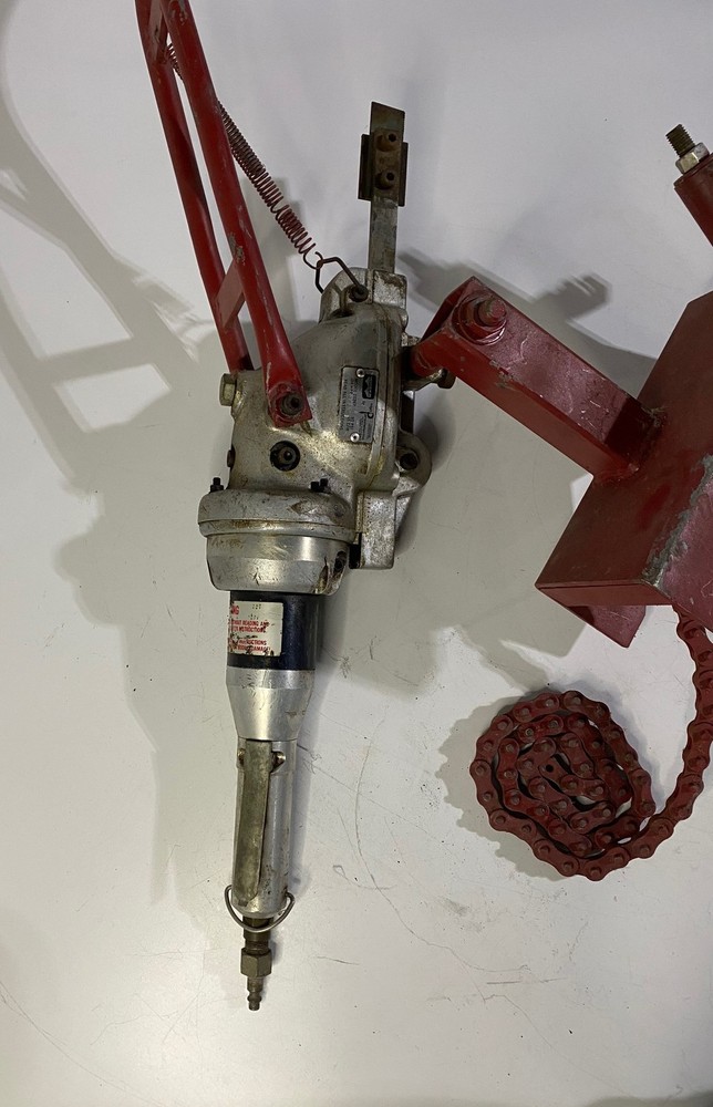 WIDDER TOOL Variable Speed Pneumatic Hacksaw 10267 0-300 Strokes/Min (USED)