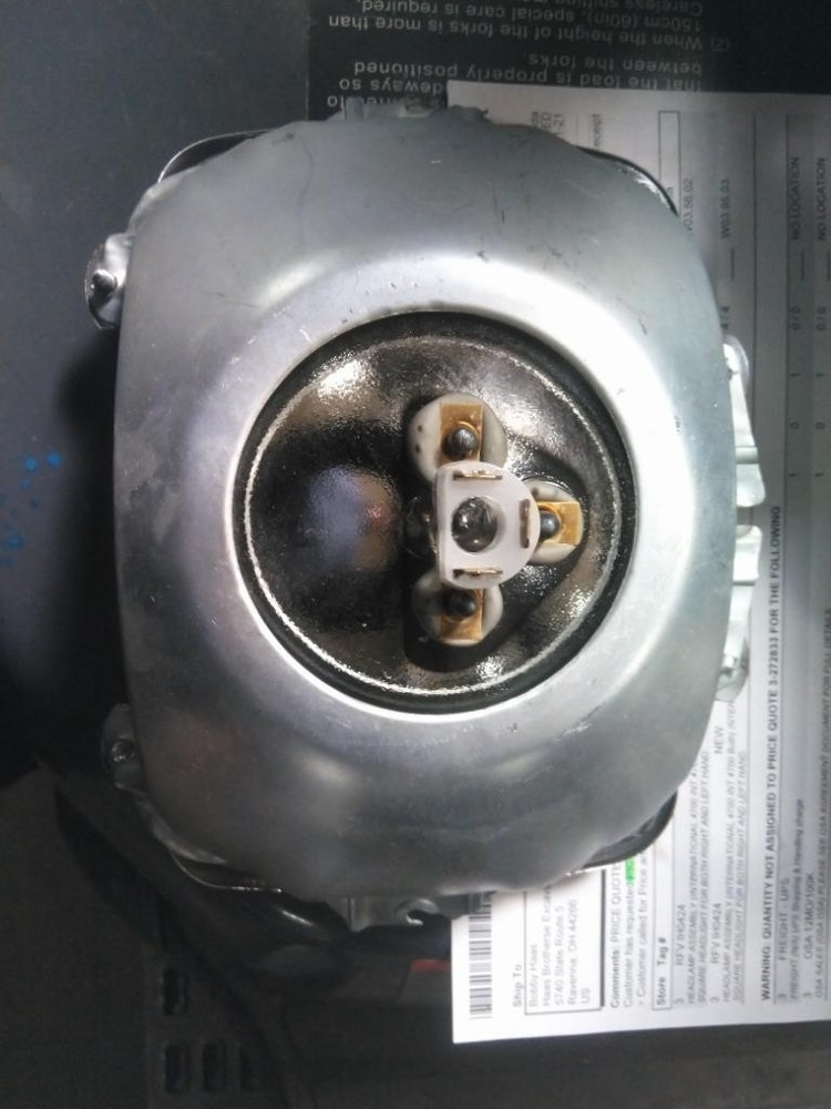 International 4700 Headlight