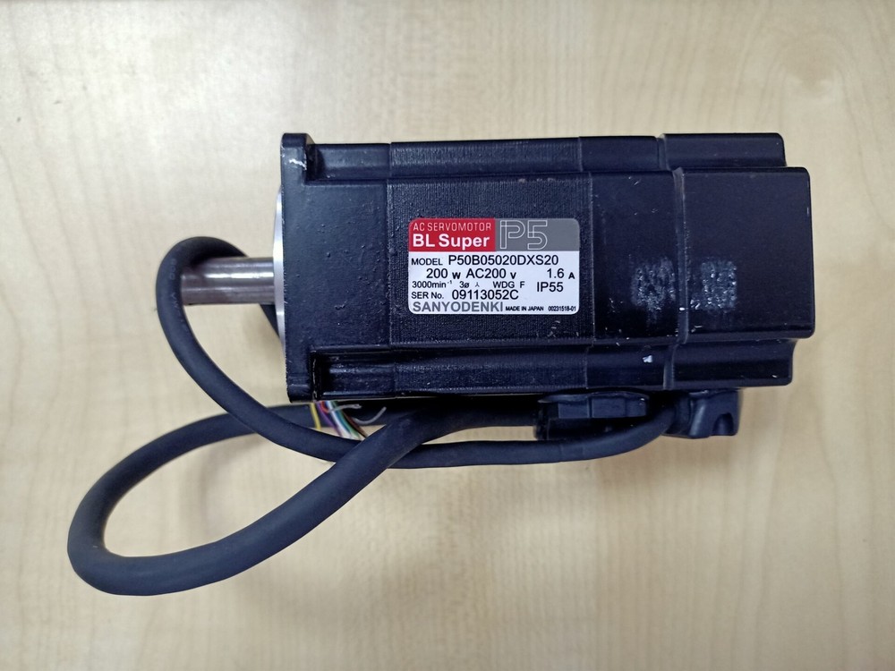P50B05020DXS20 AC Servo Motor