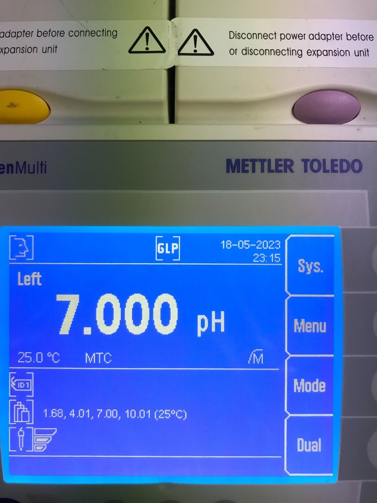 METTLER TOLEDO SevenMulti Dual pH Conductivity Meter