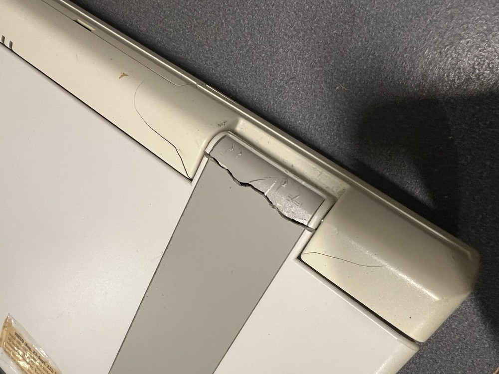 AST Premium Exec 386SX/20 laptop computer