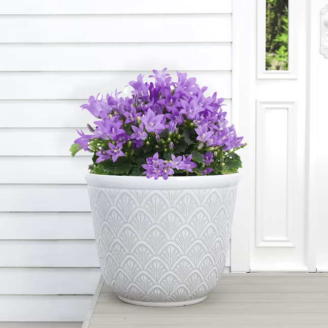 19-In Round White Resin Indoor Outdoor Planter Large Garden Flower Pot