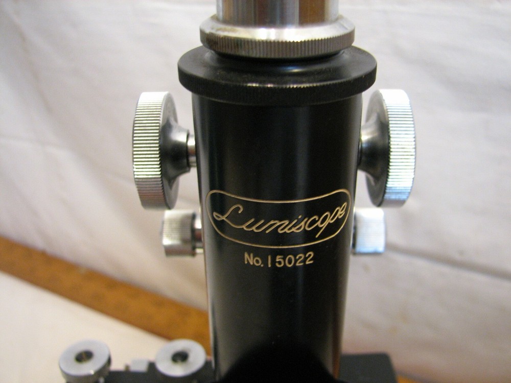 Vintage Lumiscope Optical Microscope/Case Oil 100X Objective Compound Stage Box