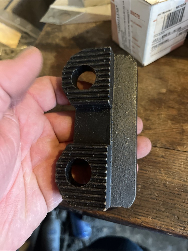 NOS CASCADE C-204186 HOOK Lower Iron Black