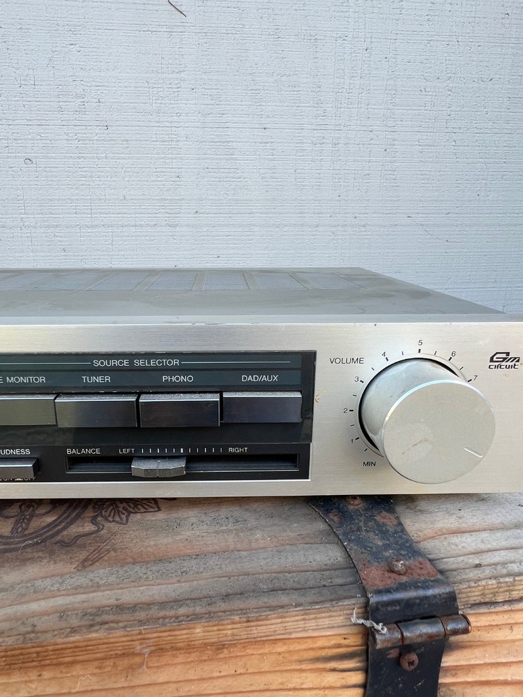 JVC A-K100 Stereo Integrated Amplifier Powers On