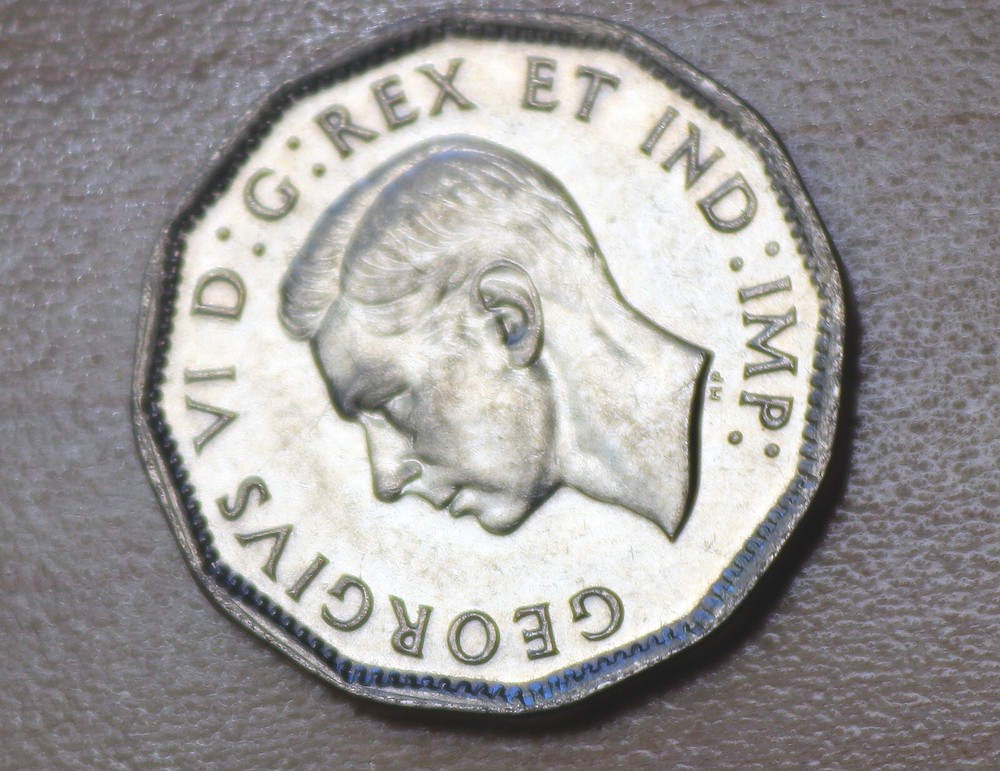 1944 Canada 5 Cents
