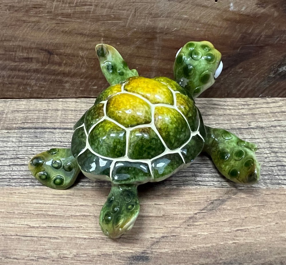 Turtle Green Resin Figurine 3.5" x 1.5"