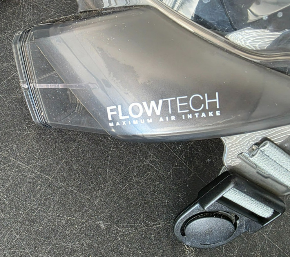 Oceanic Full Face Snorkelling Mask - Large **Some missing accessories** 1893025