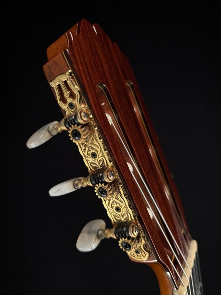 1986 Michael Thames Classical Guitar #62