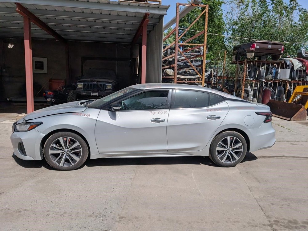 Camera/Projector Radar Unit Front Adaptive Cruise Fits 19 MAXIMA 621537