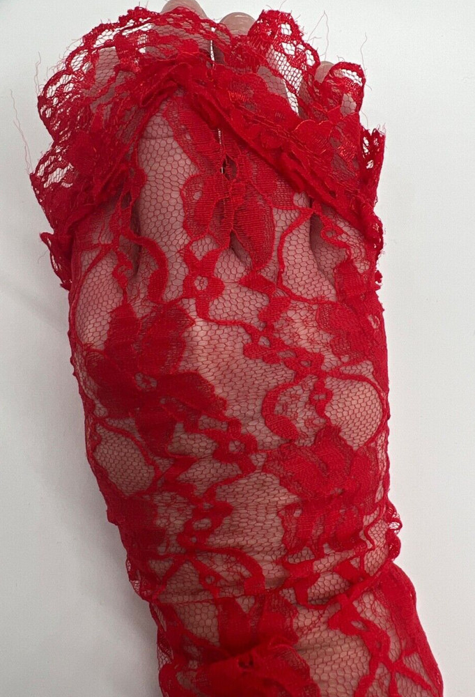 Long Red Lace Gloves Ruffles without Fingers
