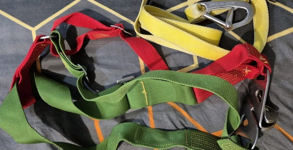 3 X Britax Harnesses