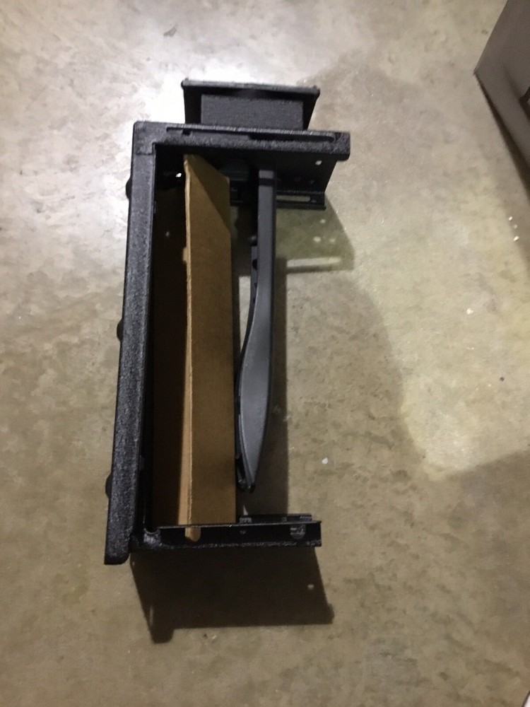 3m Underdesk Cpu Holder - Steel - Encore Cs200mb