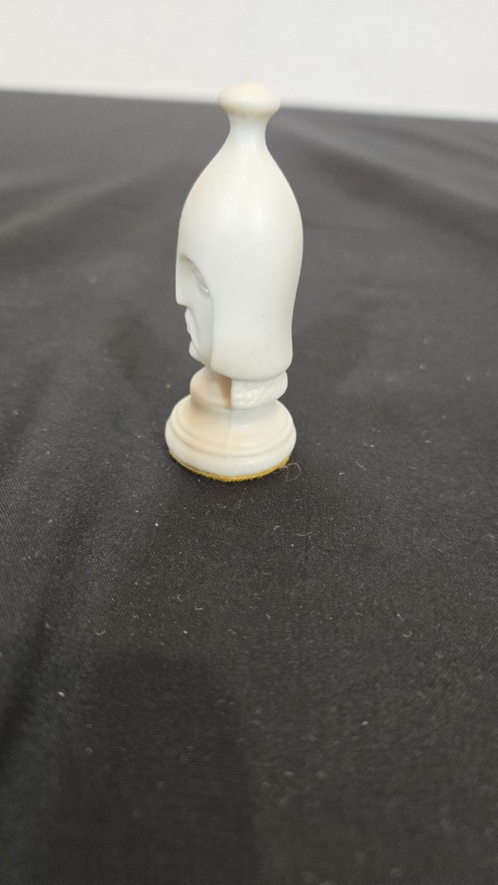 2.5" Mid Century Duncan White Pawn Chess Replacement