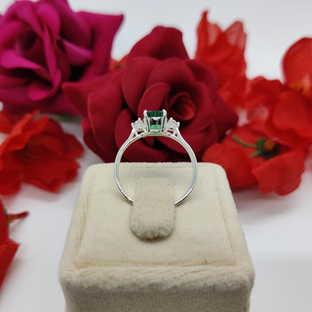 Emerald Heart & CZ Ring , 925 Silver Ring , Green Gemstone Ring , Elegant Ring