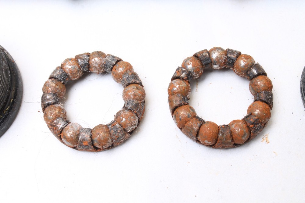 Bottom Bracket Square Taper 3PL 02C4 With Bearings RUST