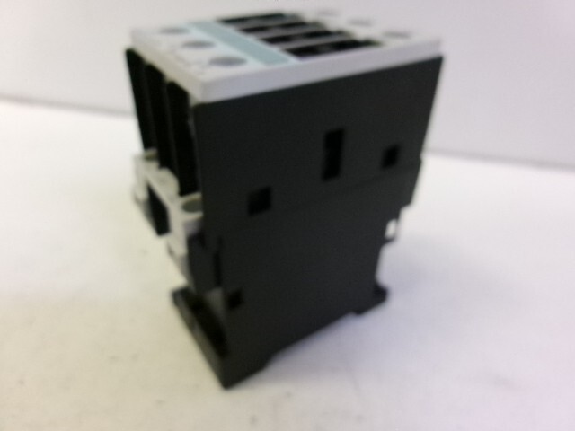 SIEMENS 3RT1026-1B..0 CONTACTOR NEW MISSING BOX FREE SHIPPING!!!!!!!!!!!!
