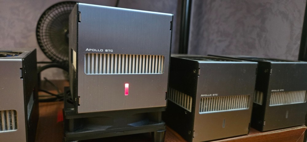 FutureBit Apollo BTC miner Model FBA2001