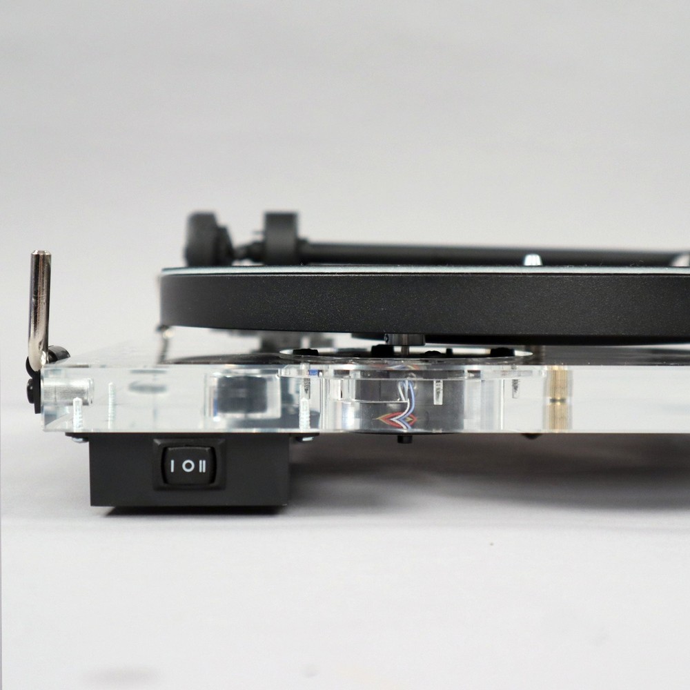Pro-Ject: XA B Balanced Acrylic Turntable