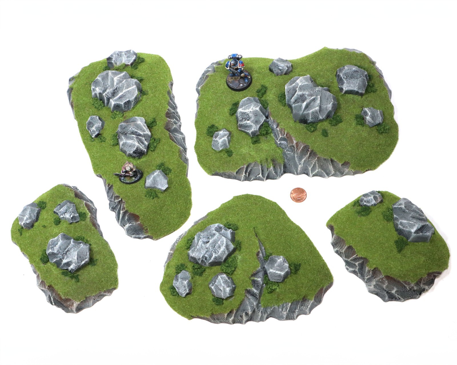 Grassy Terrain w/ Rocky Outcroppings Set of 5 – for Warhammer, Wargames, D&D