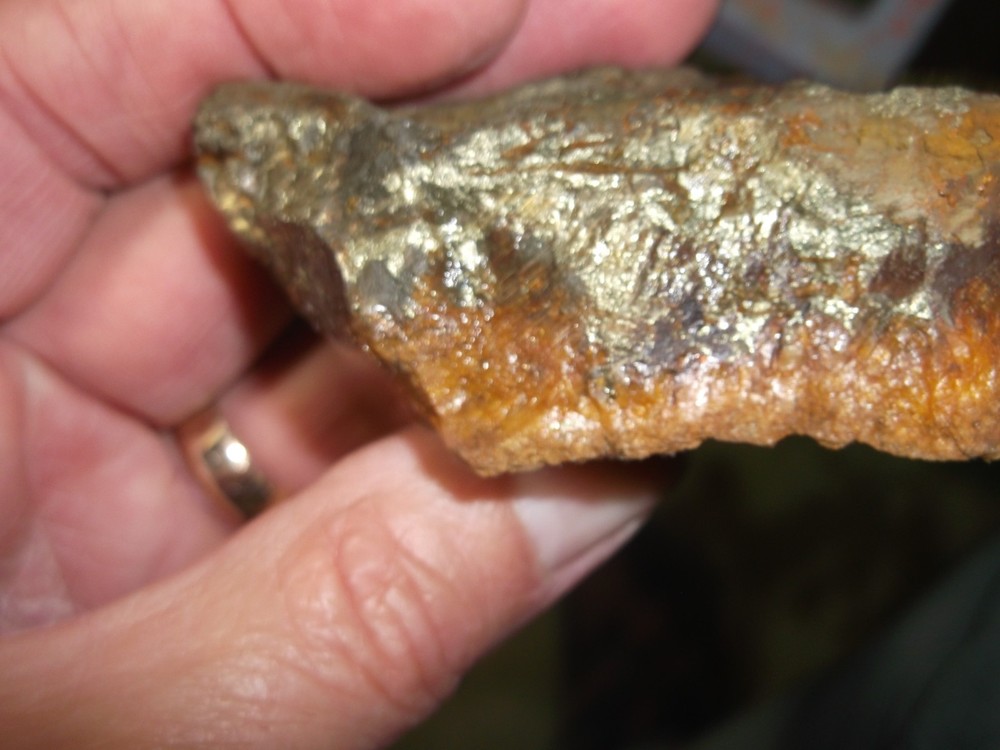 gold silver copper ore, 194 grams samples ,ore high grade .