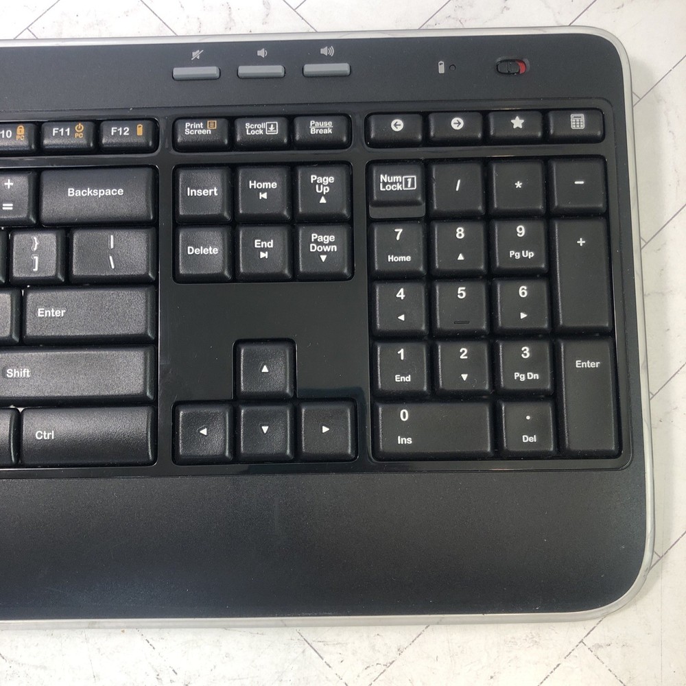 Logitech K520 Wireless Keyboard & M525 Mouse, USB Receiver