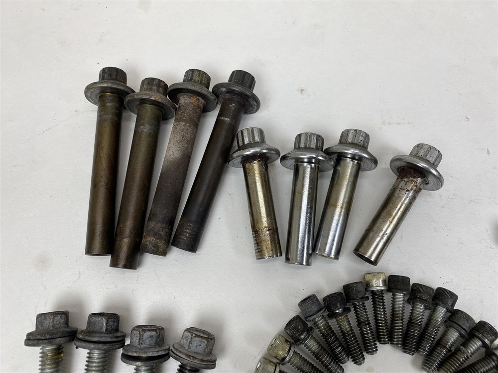 Harley-Davidson 2012 FLHTK Electra Cylinder Head & Engine Assembly Bolts