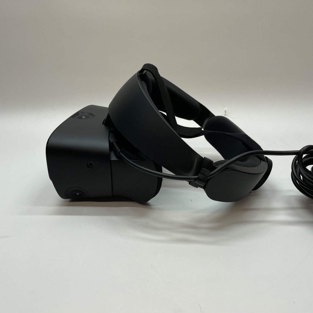 Oculus Rift S PC VR Headset DX45JH No Controllers