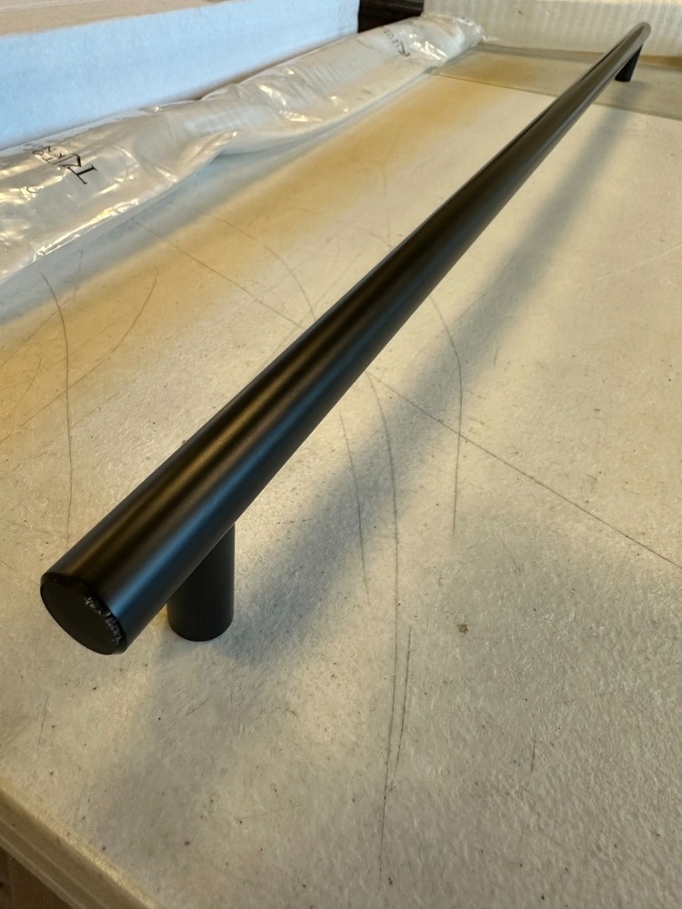 Top Knobs M1889-30 Hopewell Appliance Pull 30" (c-c) Flat Black