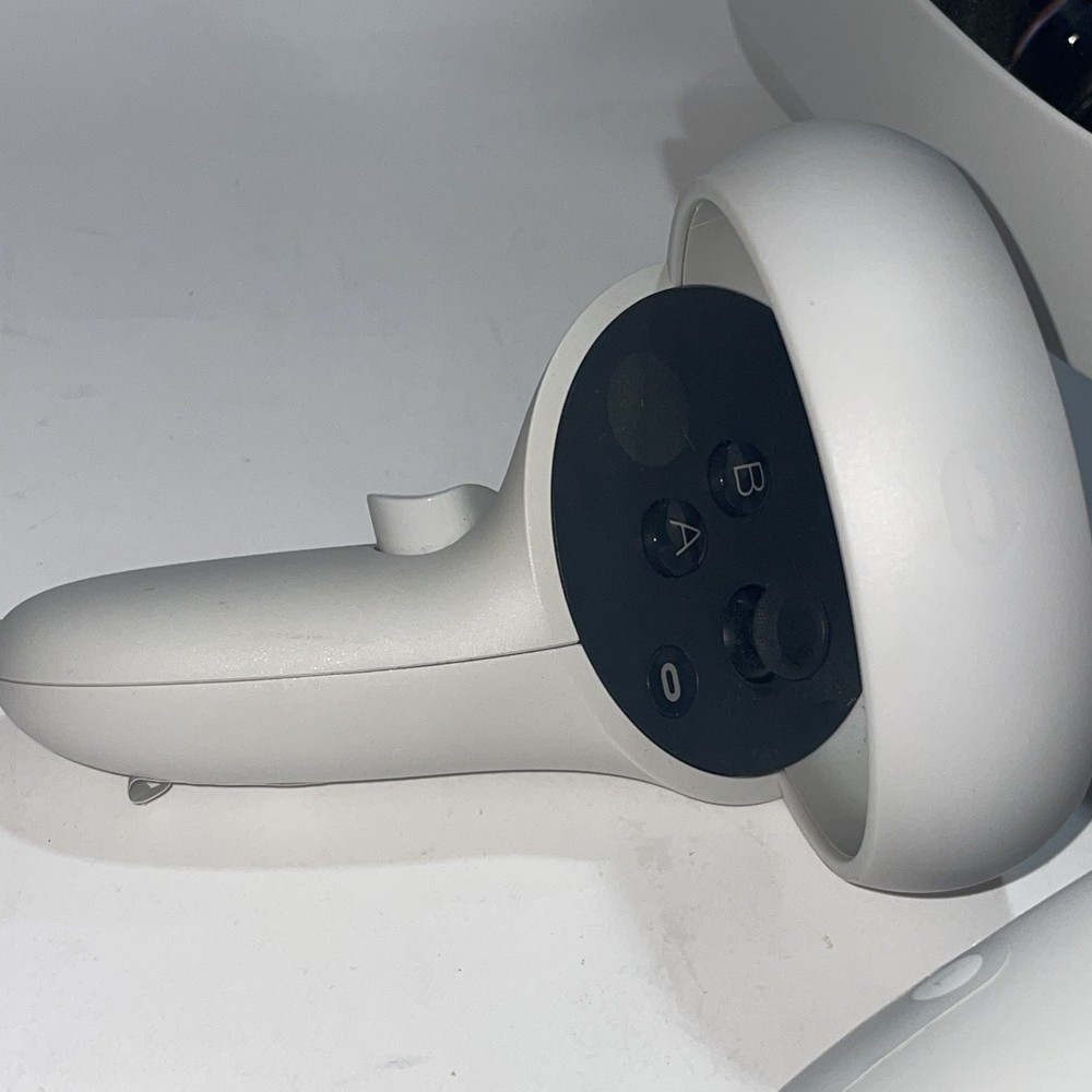 Oculus Quest 2 128GB Standalone VR Headset W/ Controllers Tested Works