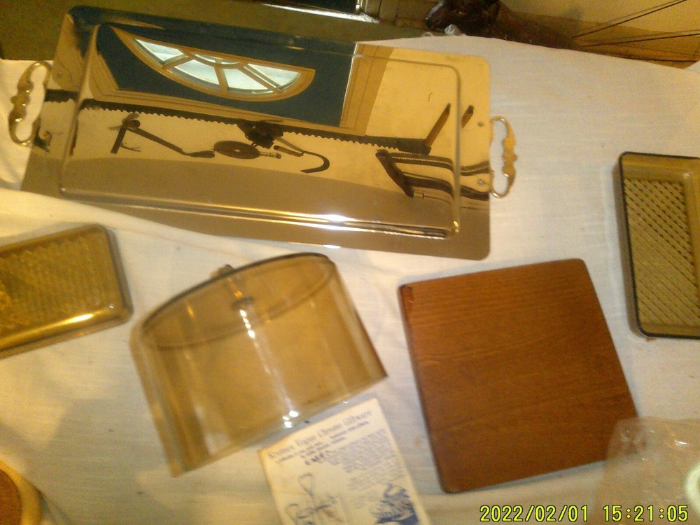 VINTAGE KROMEX CHEESE SERVER SNACK TRAY SET GENTLY USED