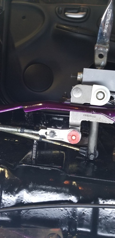 Neon SRT-4 Shifter Cable Holder