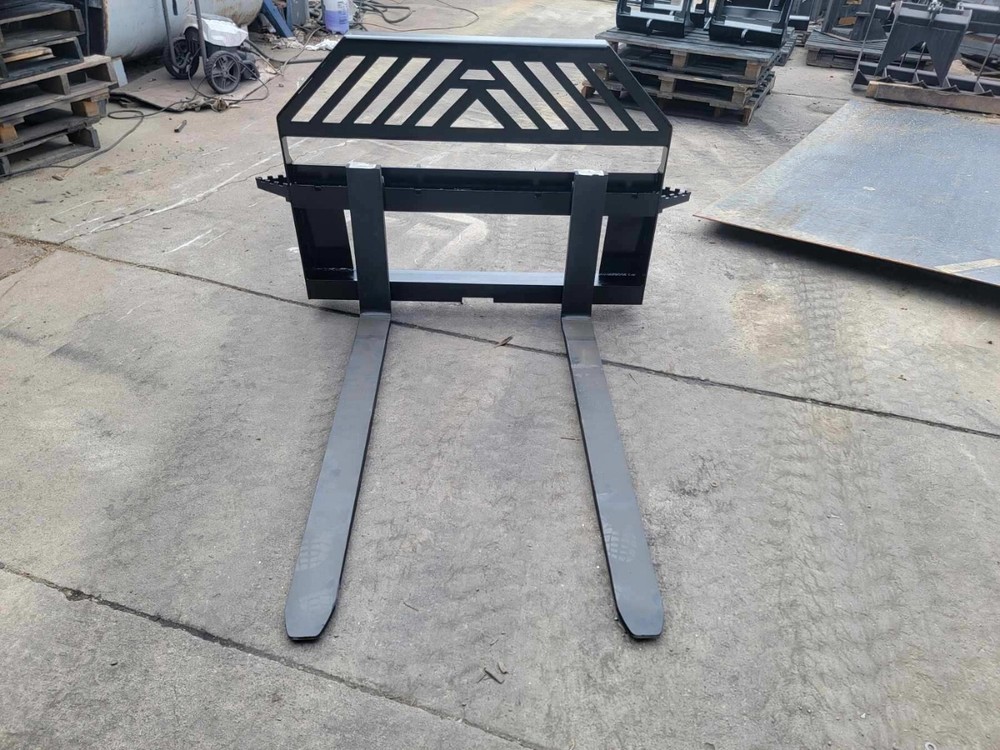 48" 4,000 lb HD Pallet Forks Skid Steer Quick Attach/tractor loader