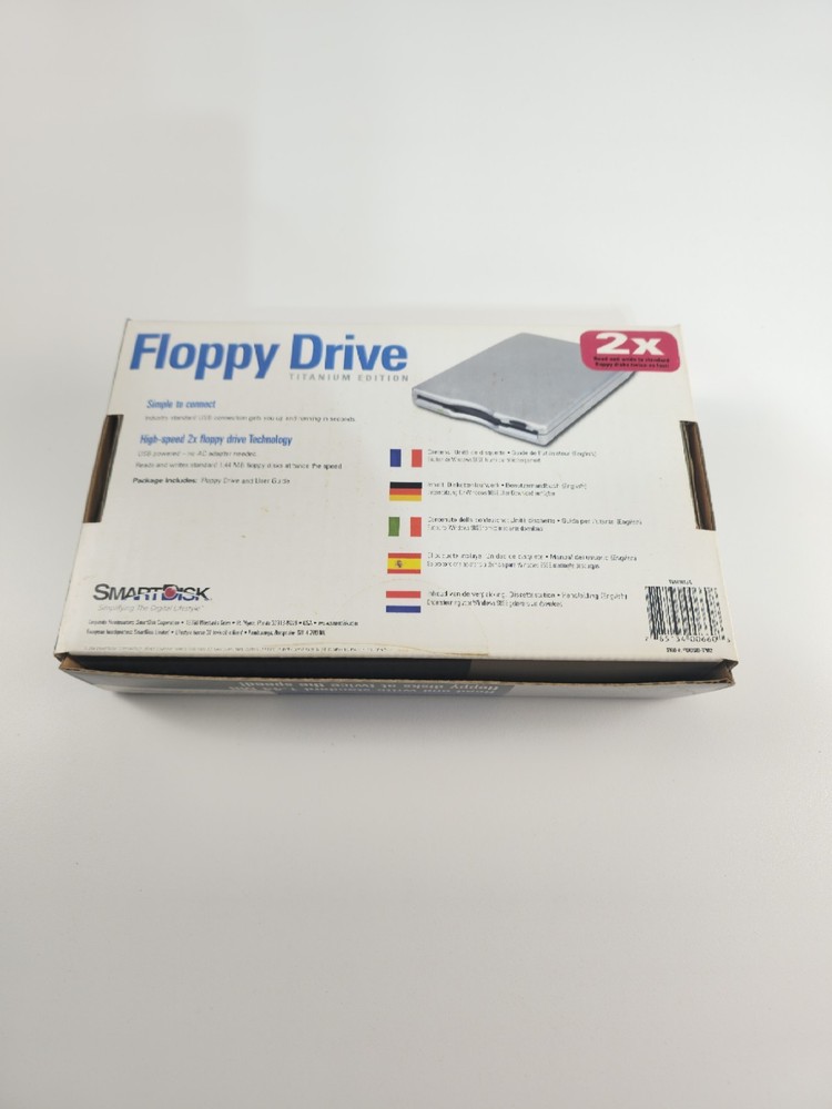 SmartDisk External USB Floppy Disk Drive Titanium Edition Windows or Mac
