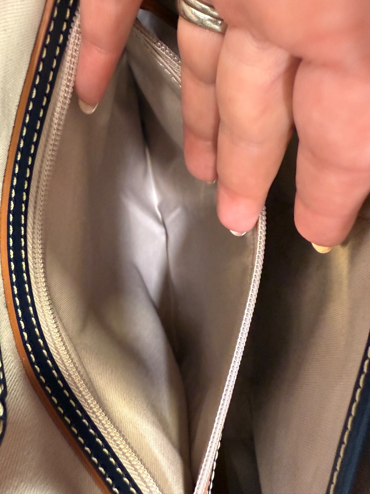 Disney Dooney & Bourke Large Haunted Mansion Tote – Ghost Bride Collector Purse