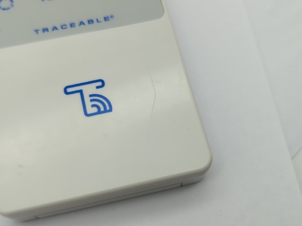 Traceable 6529 Barometric/Temperature/Humidity WIFI Data Logger - NEW BATTERIES