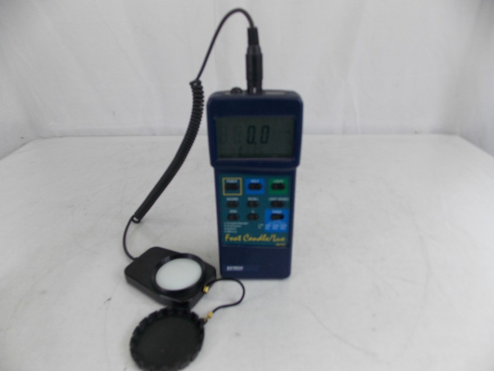 EXTECH INSTRUMENTS FOOT CANDLE / LUX METER