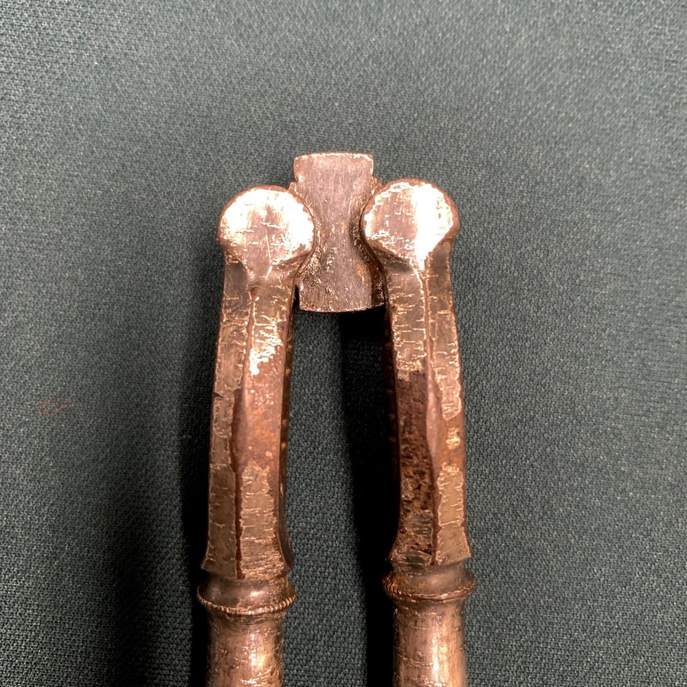 ANTIQUE REVERSiBLE PLATED STEEL NUTCRACKER NUT SHELL CRACKER
