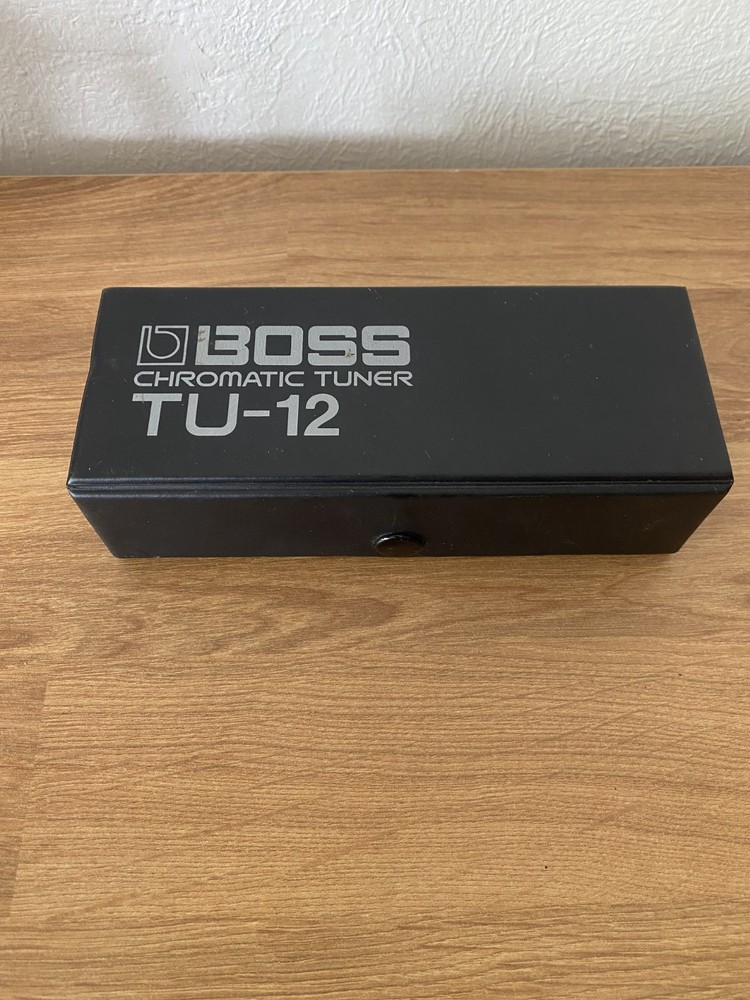 Boss Chromatic Tuner TU-12 with case Vintage Digital Processing (untested)