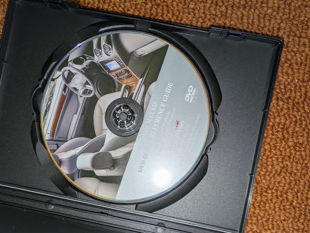 2009 MERCEDES BENZ M-Class M Class Quick Reference Guide DVD CD USED OEM ML350