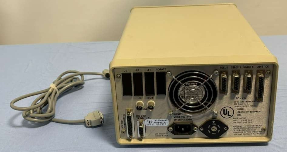 LEP Ludl Electronic Products Interface Controller Chassis 73000101 w/ Modules